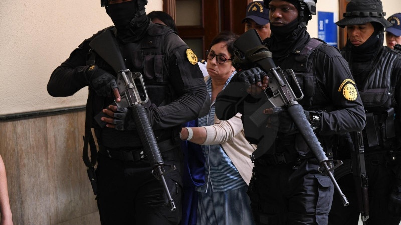 Maribel Espaillat, una de los propietarios del Jet Set, fue trasladada este martes a la carcelita de Ciudad Nueva