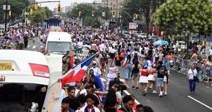 Tiroteos y riñas marcan el cierre de la Gran Parada Dominicana