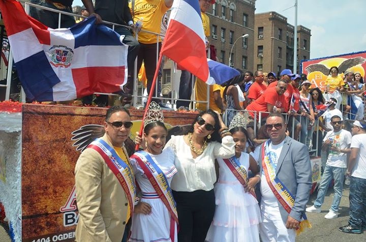 Viceministra Celinés Toribio, resalta unidad y organización de la comunidad dominicana durante la Gran Parada del Bronx.