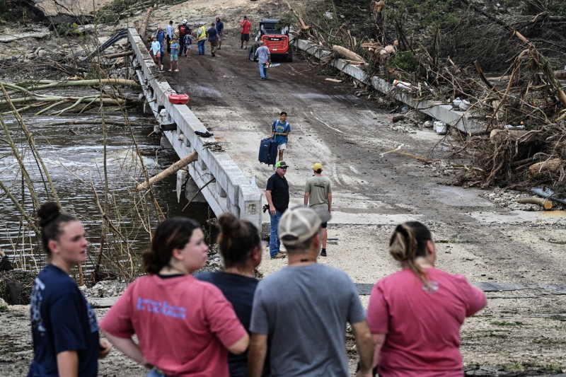 Suman más de 100 muertes por las devastadoras inundaciones repentinas en Texas