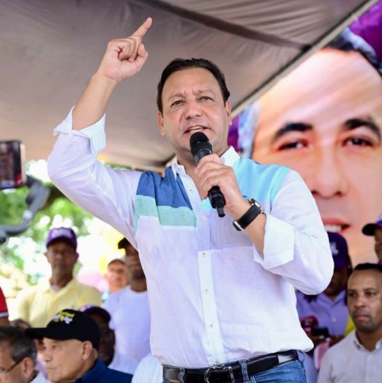 Abel Martínez reafirma su determinación de trabajar por un nuevo comienzo para la República Dominicana