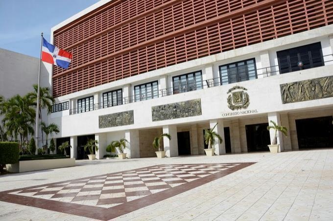 Legisladores tienen hasta hoy para enviar la reforma laboral al Poder Ejecutivo, lista para su promulgación.