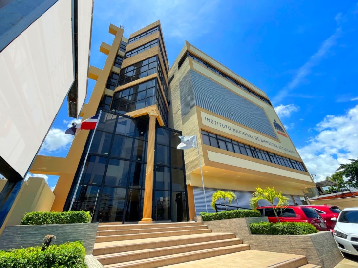 INABIE cancela nueve por irregularidades en los procesos de licitación para la adquisición de utilería escolar