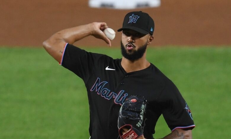 Sandy Alcántara logra sexta victoria, en blanqueada a los Cardenales; suena posible cambio