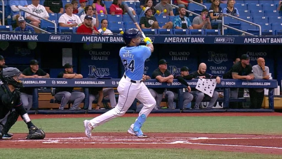 Dominicano Cristopher Morel bateó su séptimo jonrón; Azulejos aplasta Yanquis, Piratas blanquean Cardenales, resúmen