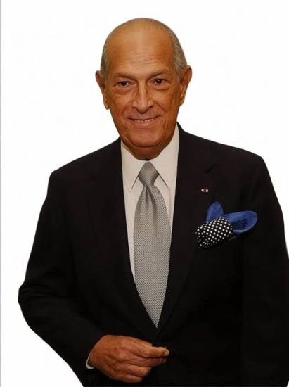  Óscar de la Renta fue un diseñador dominicano con un amplio conocimiento en la moda