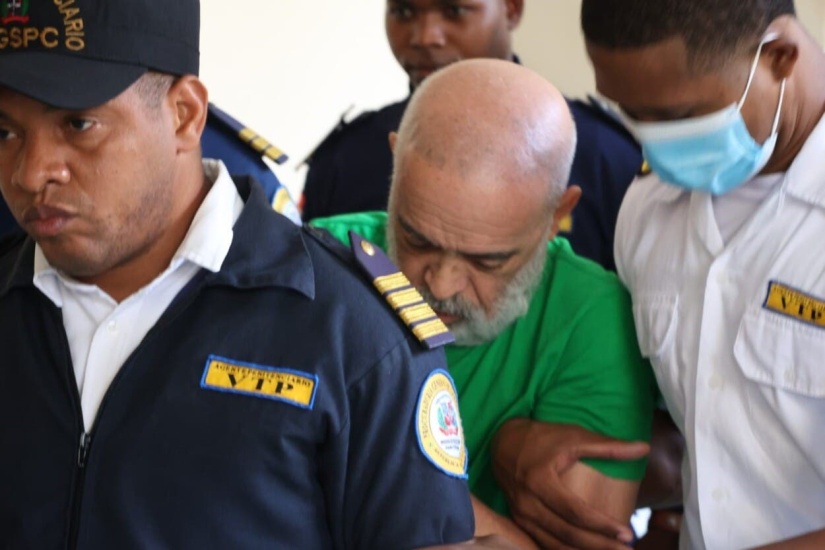 Trasladan a Ángel Martínez a sala de audiencia; podría salir en libertad mañana si no se dicta nueva prisión preventiva