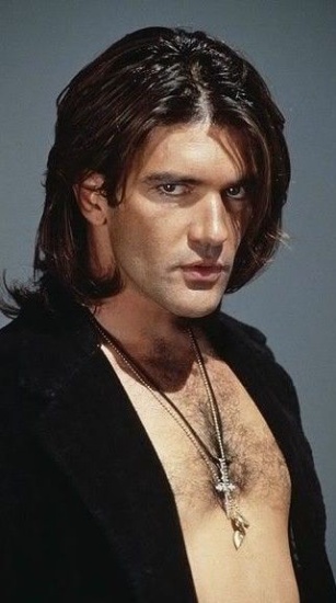 Antonio Bandera, actor español debutó en el cine con “Laberinto de pasiones” (1982), cumple 65 años