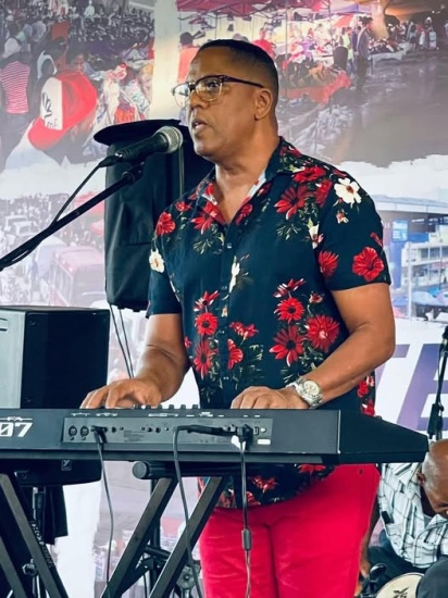 Coqui Acosta destacado músico nieto de Guandulito