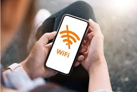 Apagar el WiFi al salir de casa puede proteger toda la información personal, hasta los chats más privados