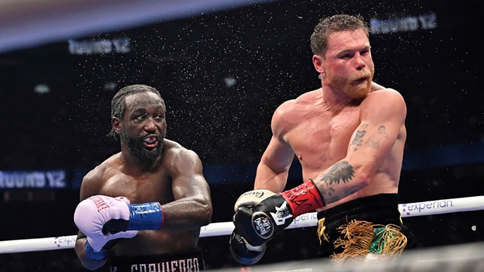 El impactante golpe de Terrence Crawford a Canelo Álvarez que definió una histórica pelea para el boxeo