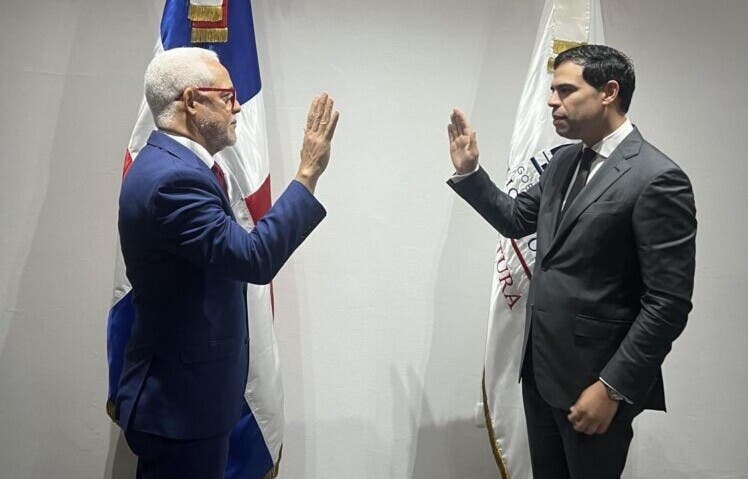 José Antonio Aybar renuncia de la Comisión de Espectáculos por trabas del Ministerio de Cultura