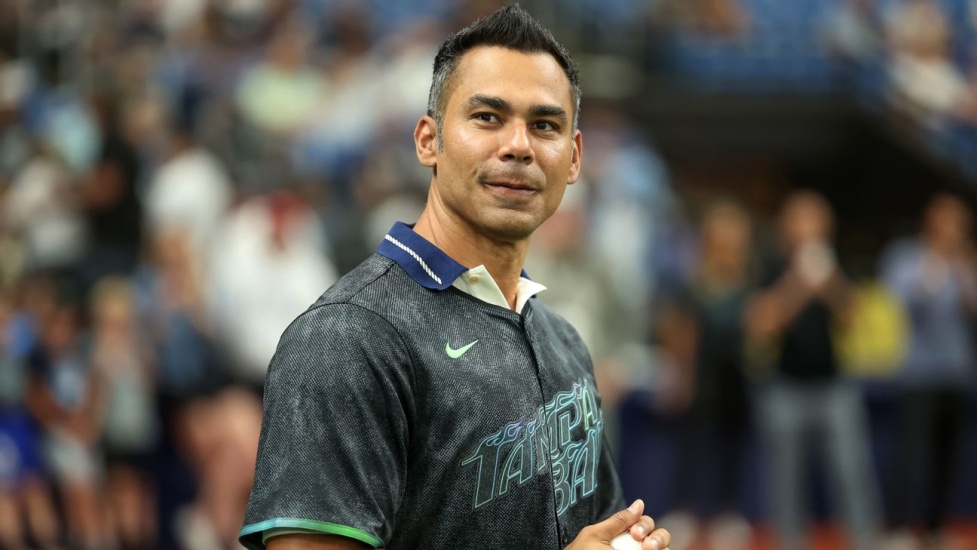 Carlos Peña nuevo gerente general de los Leones del Escogido