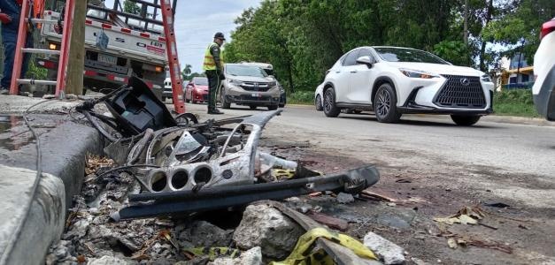 Tres jóvenes mueren y cinco resultan heridos en accidente en la avenida Hispanoamericana de Santiago