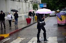 Este martes incidencia indirecta de una vaguada en altura provocará lluvias, temperaturas calurosa