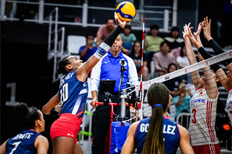 Reinas del Caribe comenzaron bien la defensa de su título al vencer a Cuba