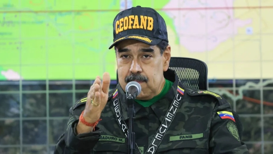 Presidente Nicolás Maduro ante una posible amenaza extranjera: "Es obligación de cualquier persona defender la patria"