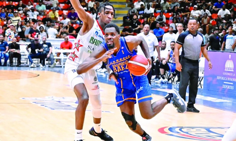 Bameso vence a Mauricio Báez en la Prudential Center