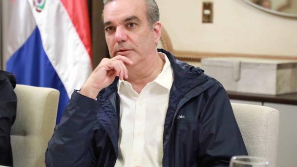 Suspenden actividades del presidente Abinader este domingo por efectos de vaguada