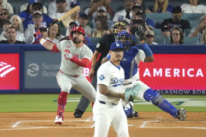  Filis vencen a Dodgers y aseguran título de división Este, Azulejos dominan Este; Astros, Mellizos y Rojos ganan 