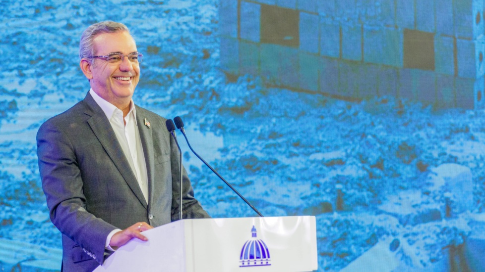 Abinader resalta inversión histórica en saneamiento de cañadas y presenta tercera etapa del proyecto Gurabo en Santiago