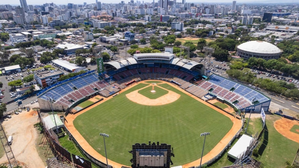 Inicia esta noche el pasatiempo de los dominicanos la temporada de béisbol o la pelota