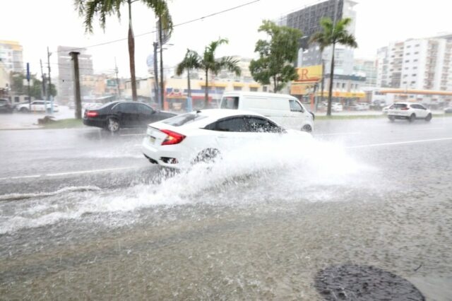 Melissa continuará provocando lluvias sobre el país