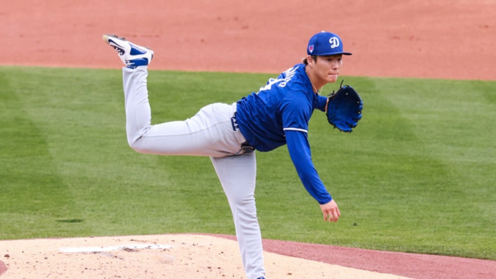 Yamamoto, primero con juegos completos consecutivos en playoffs desde 2016