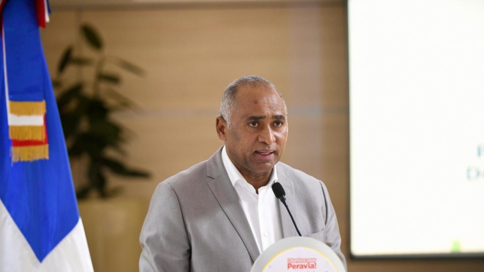 Senador Julito Fulcar presentará este viernes la memoria de gestión 2024-2025