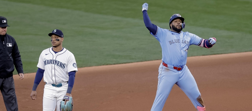 Los Azulejos igualaron serie con Marineros, con Guerrero Jr. otra vez protagonista; hoy quinto juego