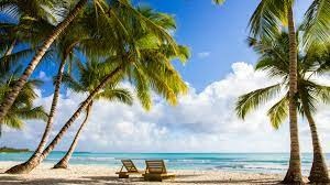 Clima soleado durante todo el día pero se registrarán algunas lluvias al caer la tarde y durante la noche.