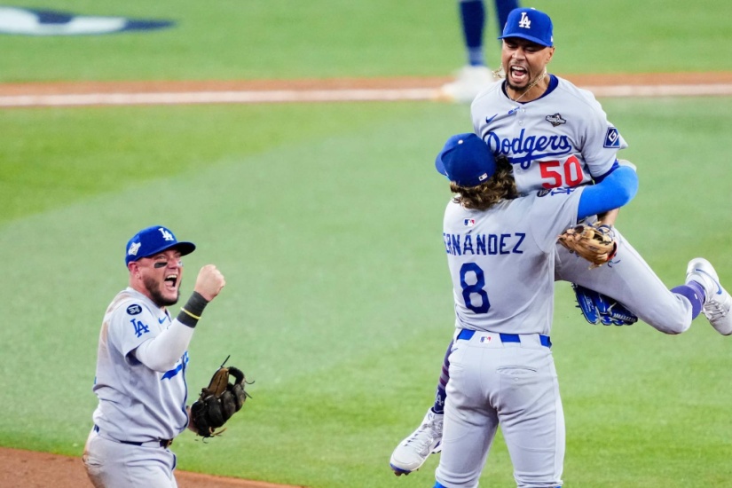 Dodgers vencen Azulejos y extienden serie a un séptimo partido hoy; Yoshinobu Yamamoto otra vez