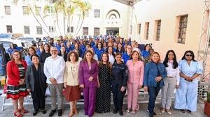 Ministerio de la Mujer realiza jornadas Puerta a Puerta Vivir sin Violencia es Posible