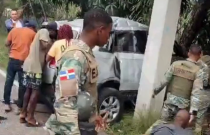 Yipeta cargada con haitianos indocumentados se estrella mientras era perseguida por unidades del Ejército