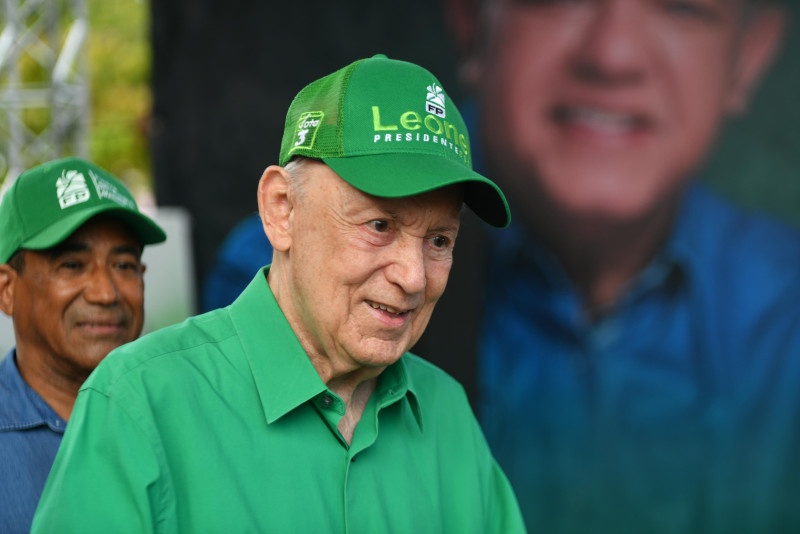 Ex vicepresidente de la República, Rafael Alburquerque, anunció que la Fuerza del Pueblo  realizará una marcha el próximo 30 de noviembre en el Distrito Nacional 