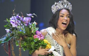 Jennifer Ventura parte rumbo a Tailandia para representar a RD en Miss Universe 2025