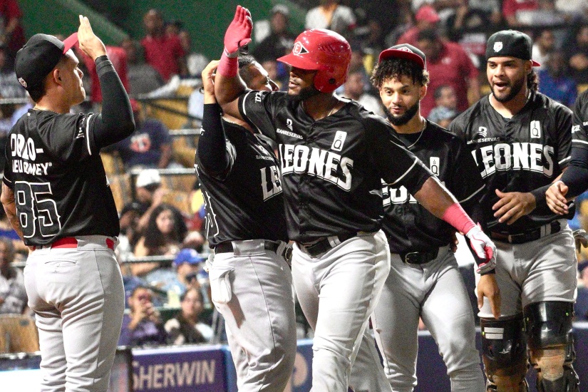 Leones dejan en cero carrera al Licey por segundo día seguido; Águilas vencen a los Gigantes y las Estrellas remontan para vencer a los Toros