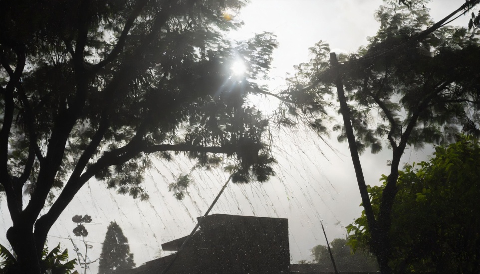 Para este sábado cielo parcialmente nublado, un ambiente estable, no se descartan chubascos, la temperatura agradable