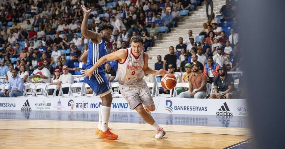 México vence por un punto a República Dominicana en dramático partido y comparten ahora el segundo lugar en el grupo D 