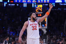 New York Knicks vence a San Antonio y gana la Copa NBA de 2025; cortaron racha de 52 años sin ganar un título