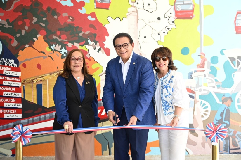 Daniel Rivera inaugura Oficina Senatorial para fortalecer la cercanía con ciudadanos de Santiago