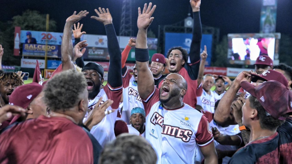 Leones eliminan a las Estrellas y Gigantes a los Tigres y avanzan al Todos Contra Todos