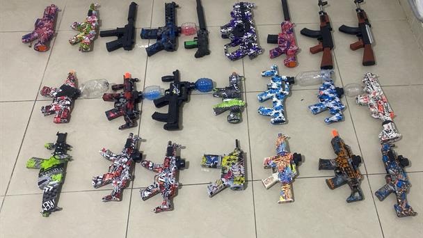 Pro Consumidor retiró del mercado centenares de pistolas y escopetas de juguete de hidrogel