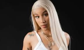 Policía informa fue falsa la denuncia de asalto realizada por la  interprete urbana,  “La Demente”