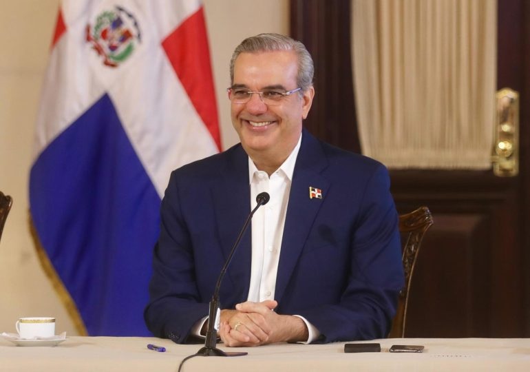 Abinader se encuentra en proceso de recuperación por resfriado viral, y retomará actividad este fin de semana