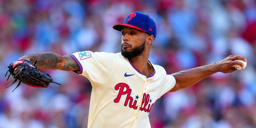 Cristopher Sánchez, estelar lanzador será parte de la rotación dominicana