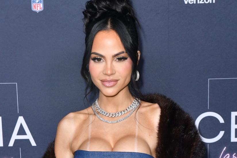 Dominicana Natti Natasha lidera los charts de Billboard con “Dewbow”;  ocupa el puesto #1 en los charts Latin Rhythm y Latin AirPlay de Billboard