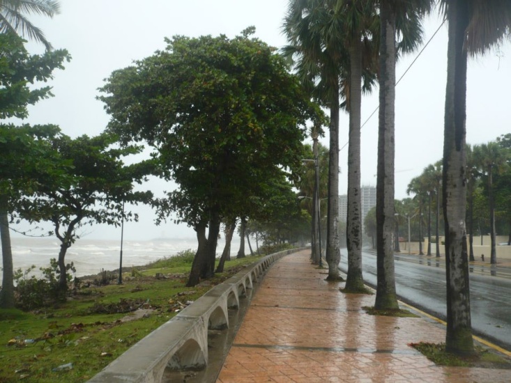 Vaguada provocará aguaceros y tronadas este viernes en varias provincias