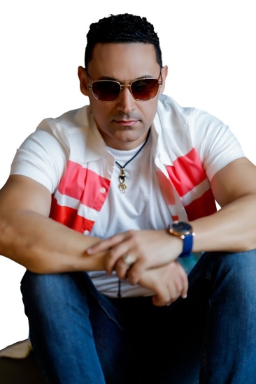  Robert Liriano, conocido como “El Vip”, lanza su nuevo corte promocional titulado «Traicionera” a ritmo de bachata