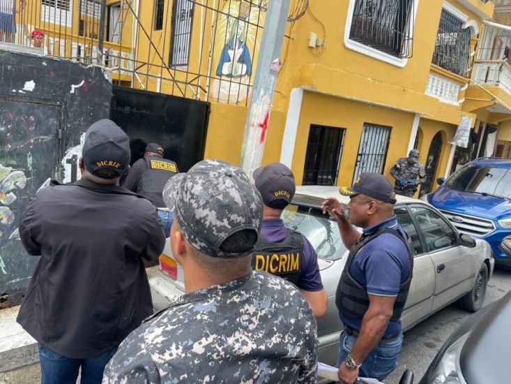 La Policía mata delincuente conocido como “Hueso” en Los Alcarrizos y a " El Mono" en el sector de Herrera